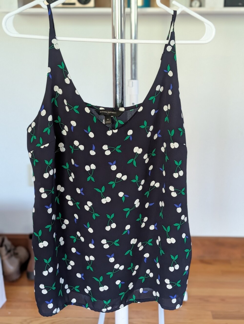 Banana Republic Cherry Print Cami Tank Top – Size Medium